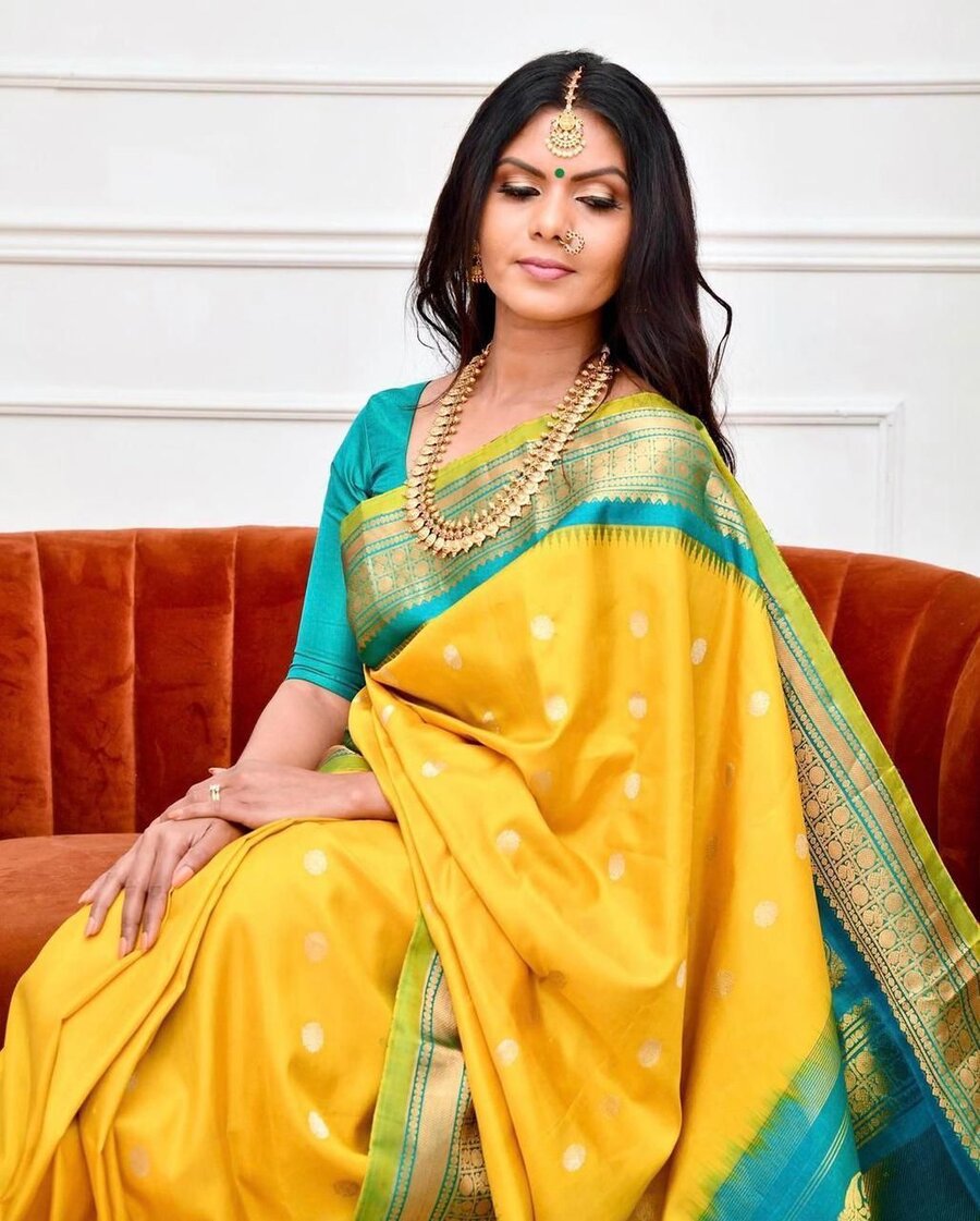 MODERN LICHI SILK JACQUARD WORK SAREE WITH UNSTITCHED BLOUSE WEDDING WEAR WHOLESALE PRICE ETHNIC GARMENT (4)