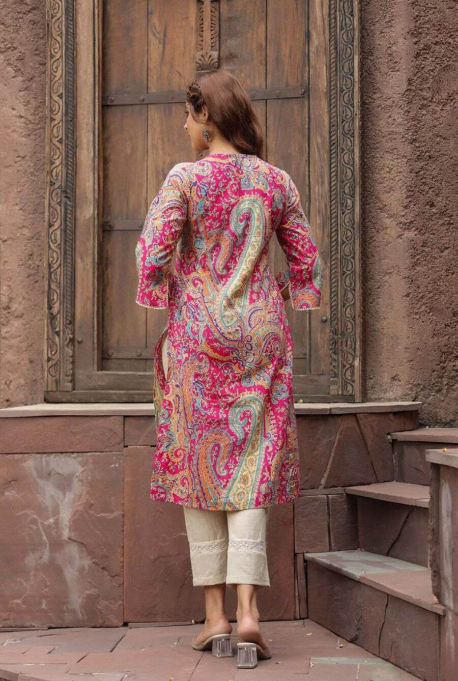NEW ARRIVAL COTTON PRINTED WORK KURTI CASUAL WEAR WHOLESALE PRICE ETHNIC GARMENT (8)