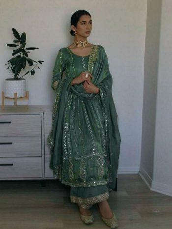 NEW ARRIVAL NATURAL CREPE SEQUENCE AND EMBROIDERY WORK ANARKALI GOWN BOTTOM WITH DUPATTA RAMA