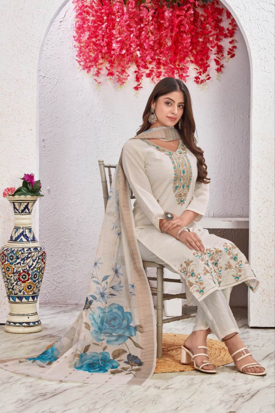 NEW ARRIVAL VISCOSE BLEND SEQUENCE CODING EMBROIDERY WORK & AARI HAND WORK TOP BOTTOM WITH DUPATTA FESTIVE WEAR WHOLESALE PRICE ETHNIC GARMENT (1)