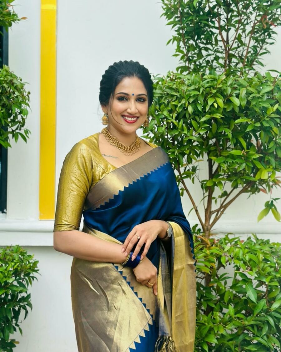 RICH LOOK BANARASI SOFT SILK WEAVING BORDER WORK SAREE WITH UNSTITCHED BLOUSE PARTY WEAR WHOLESALE PRICE ETHNIC GARMENT (3)