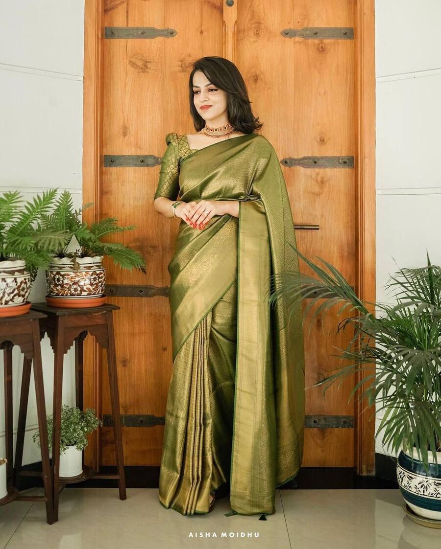 TRENDING LICHI SILK JACQUARD WORK SAREE WITH UNSTITCHED BLOUSE DAILY WEAR WHOLESALE PRICE ETHNIC GARMENT (5)