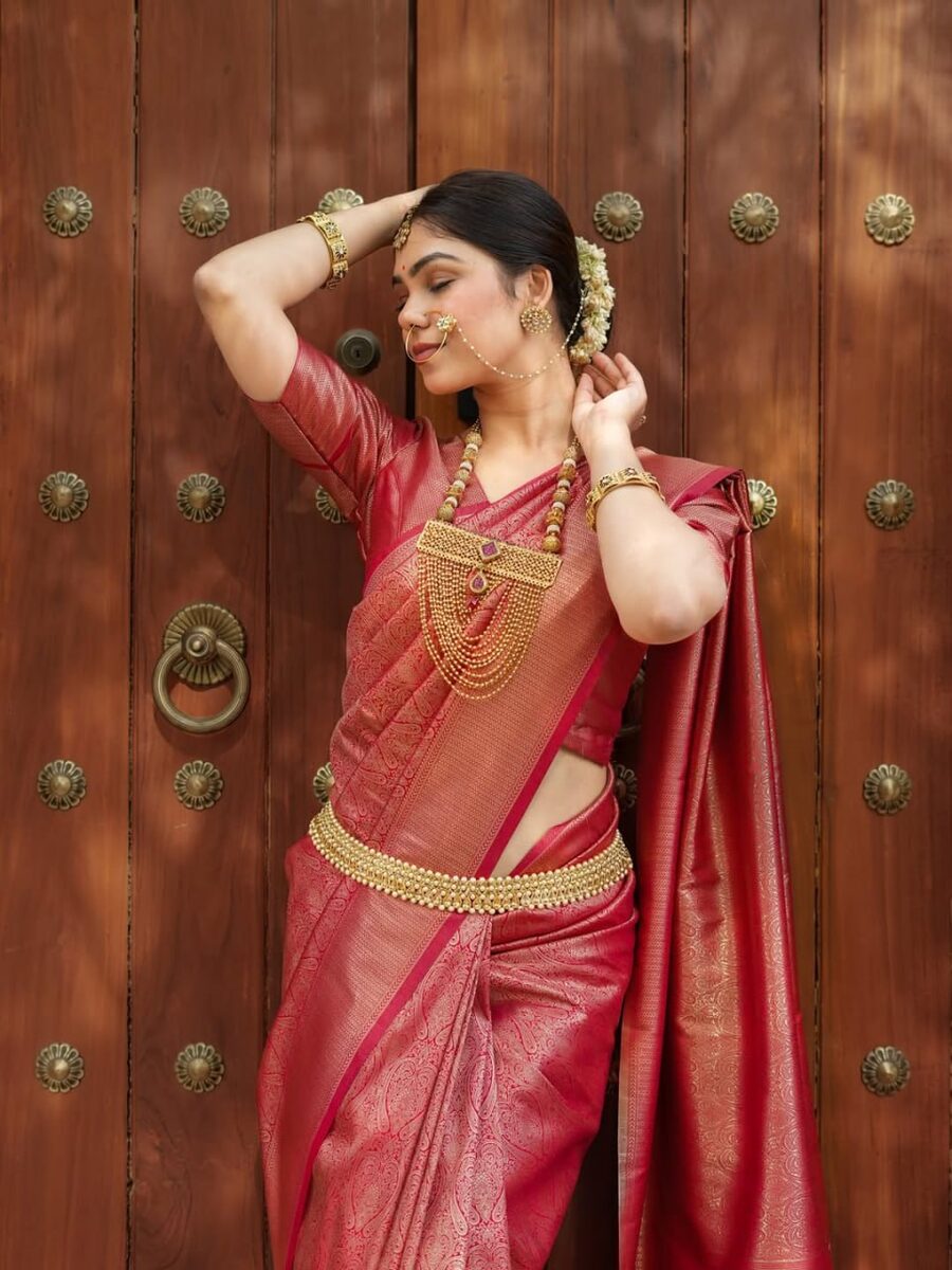 1DESIGNER BANARASI SOFT SILK GOLD ZARI WEAVING WORK SAREE WITH UNSTITCHED BLOUSE PARTY WEAR WHOLESALE PRICE ETHNIC GARMENT (28)