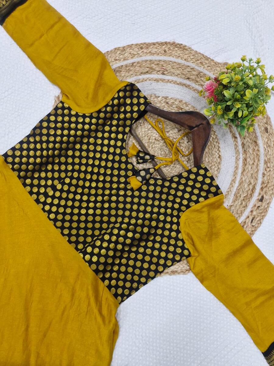 1MOST PICKED VICHITRA SILK JACQUARD WORK ANARKALI TOP WITH DUPATTA DAILY WEAR WHOLESALE PRICE ETHNIC GARMENT (4)