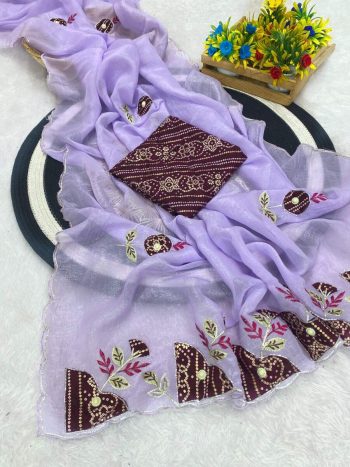 DESIGNER CRUNCHY CHIFFON BANDHANI PATCH BUTTA WITH HANDWORK SAREE WITH UNSTITCHED BLOUSE LAVENDER
