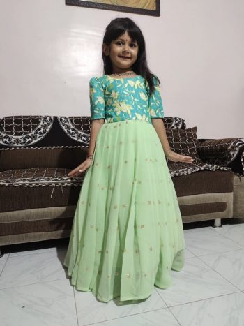 DESIGNER GEORGETTE SILK EMBROIDERY SEQUENCE WORK WITH TOP FULL PRINTED WORK KID'S GOWN PISTA