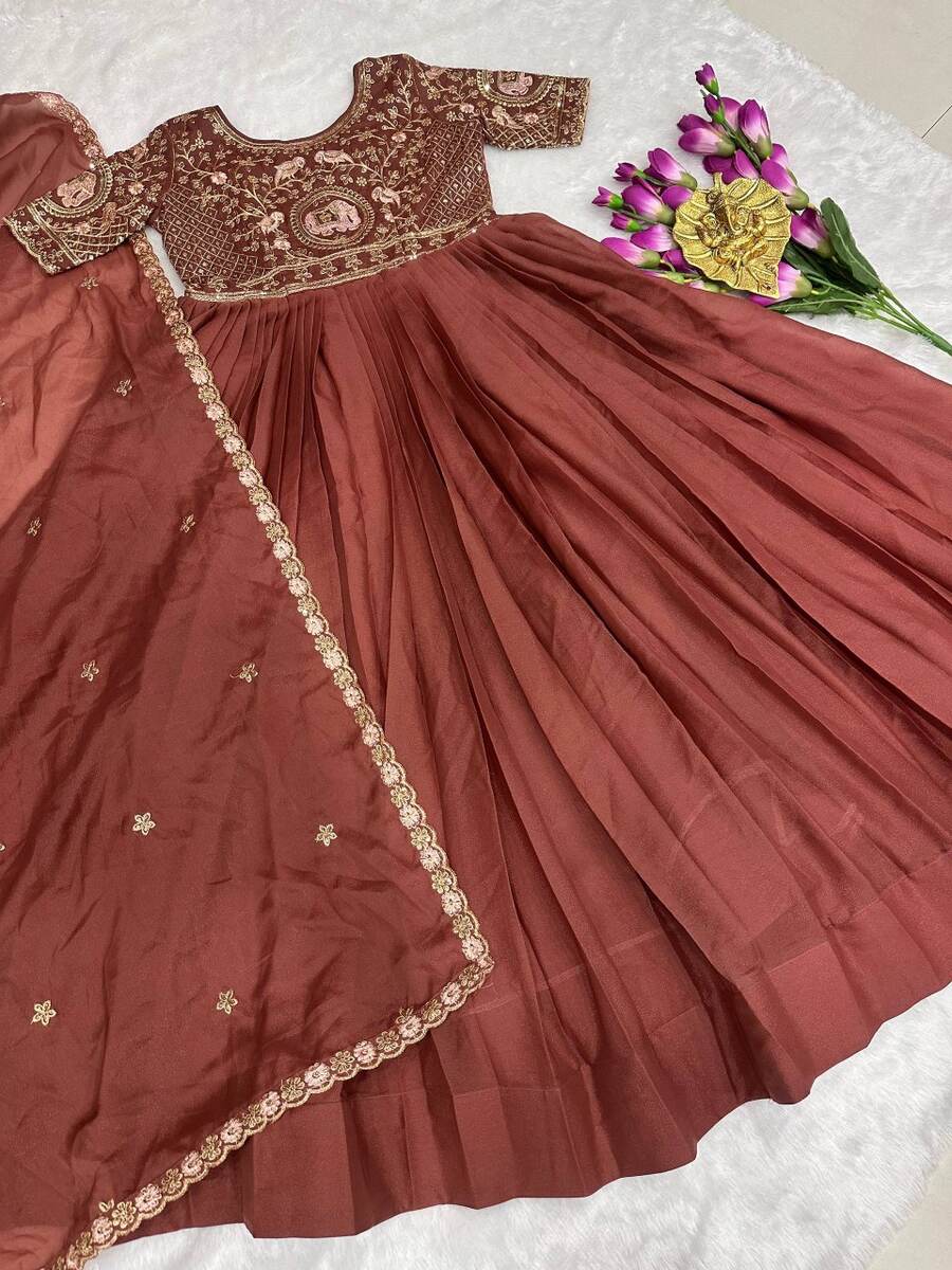 2RICH LOOK STAR GEORGETTE SILK EMBROIDERY WORK GOWN WITH DUPATTA PARTY WEAR WHOLESALE PRICE ETHNIC GARMENT (6)