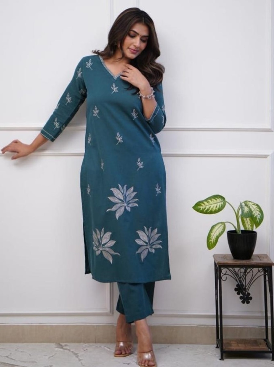 ATTRACTIVE ROMAN SILK EMBROIDERY WORK TOP BOTTOM SET OFFICE WEAR WHOLESALE PRICE ETHNIC GARMENT