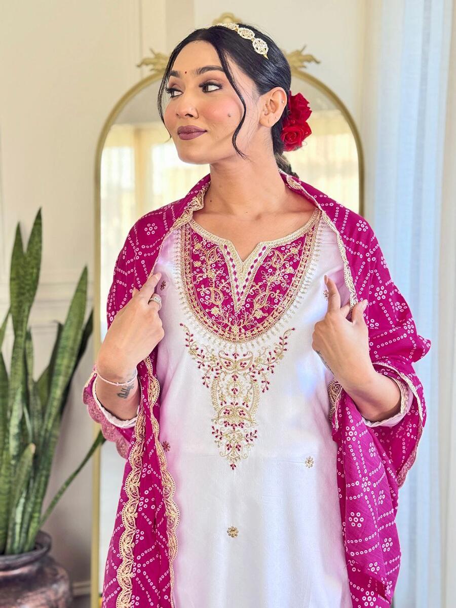 DESIGNER BSY VISCOSE SEQUENCE CODING EMBROIDERY WORK TOP BOTTOM WITH DUPATTA FESTIVE WEAR WHOLESALE PRICE ETHNIC GARMENT (4)