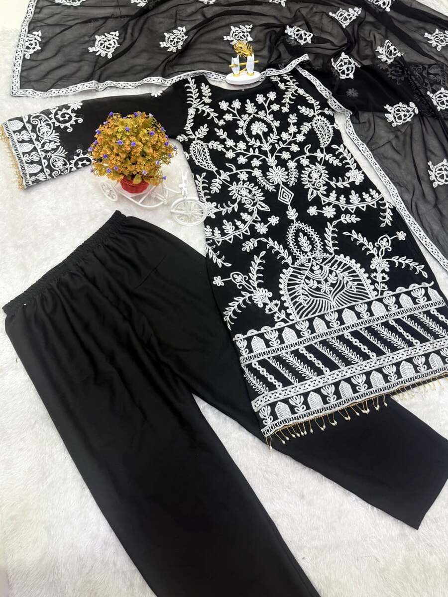 DESIGNER GEORGETTE CHAIN WORK WITH BEAUTIFUL LATKAN WORK TOP BOTTOM WITH DUPATTA FESTIVE WEAR WHOLESALE PRICE ETHNIC GARMENT (4)