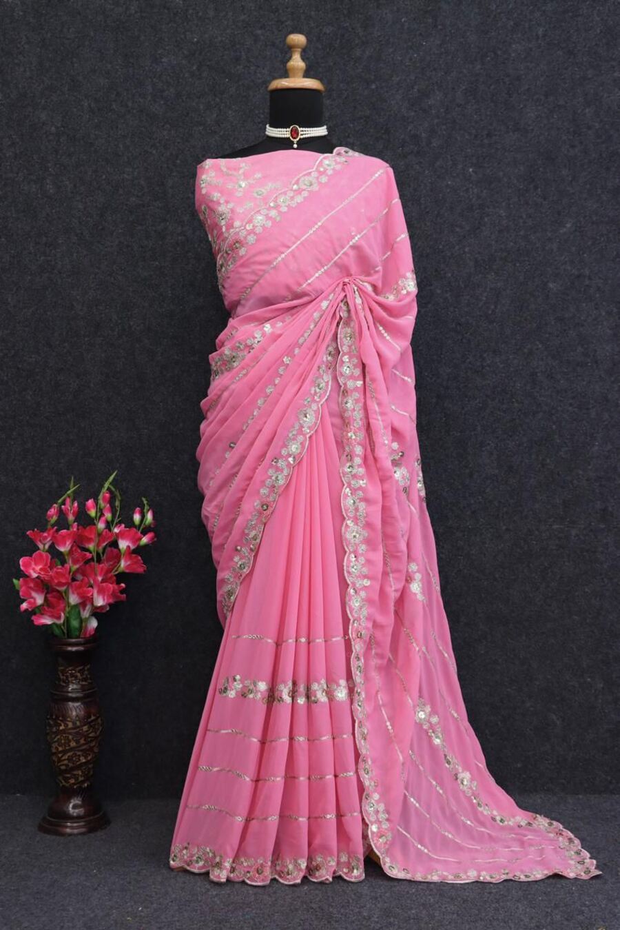 DESIGNER GEORGETTE CONTRAST PALLU EMBROIDERY THREAD AND SEQUENCE WORK WITH CUT WORK SAREE WITH UNSTITCHED BLOUSE PARTY WEAR WHOLESALE PRICE ETHNIC GARMENT (4).jpeg