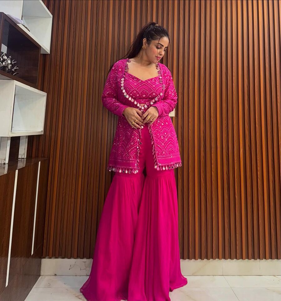 DESIGNER GEORGETTE THREAD & SEQUENCE EMBROIDERY WORK BLOUSE JACKET WITH SHARARA AND DUPATTA PARTY WEAR WHOLESALE PRICE ETHNIC GARMENT (4)