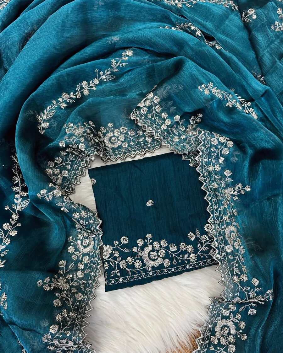 DESIGNER JIMMY CHOO SILK ZARI AND SEQUENCE WORK WITH CUT WORK BORDER WORK SAREE WITH UNSTITCHED BLOUSE WEDDING WEAR WHOLESALE PRICE ETHNIC GARMENT (5).jpeg