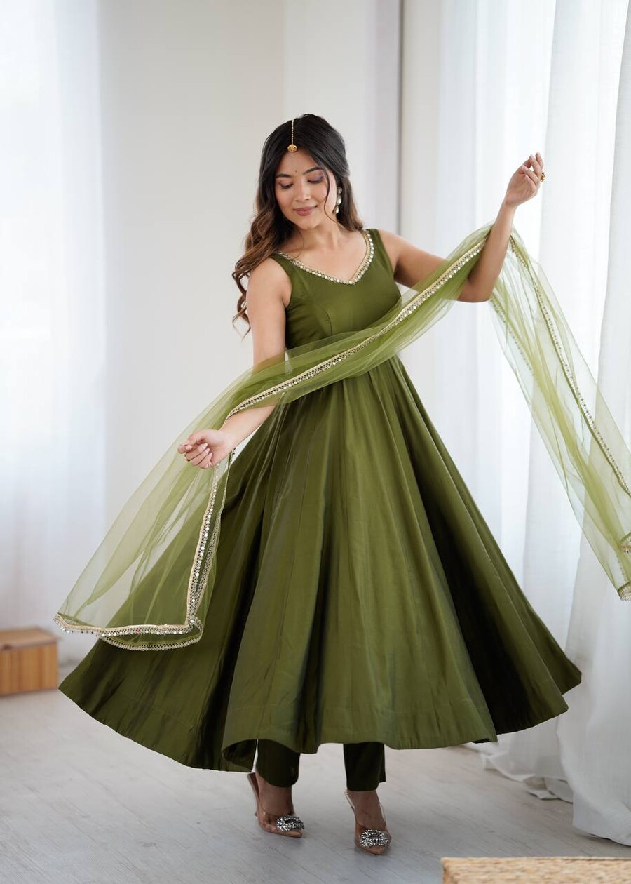 DESIGNER ROMAN SILK CHANDERI FANCY LACE WORK ANARKALI GOWN BOTTOM WITH DUPATTA PARTY WEAR WHOLESALE PRICE ETHNIC GARMENT (1)