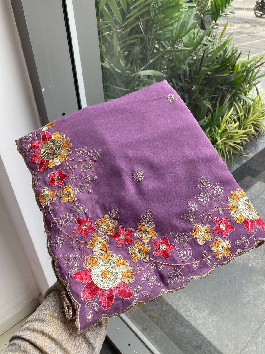DESIGNER STAR GEORGETTE EMBROIDERY CUTWORK WORK LACE BORDER WORK SAREE WITH UNSTITCHED BLOUSE PARTY WEAR WHOLESALE PRICE ETHNIC GARMENT (19)