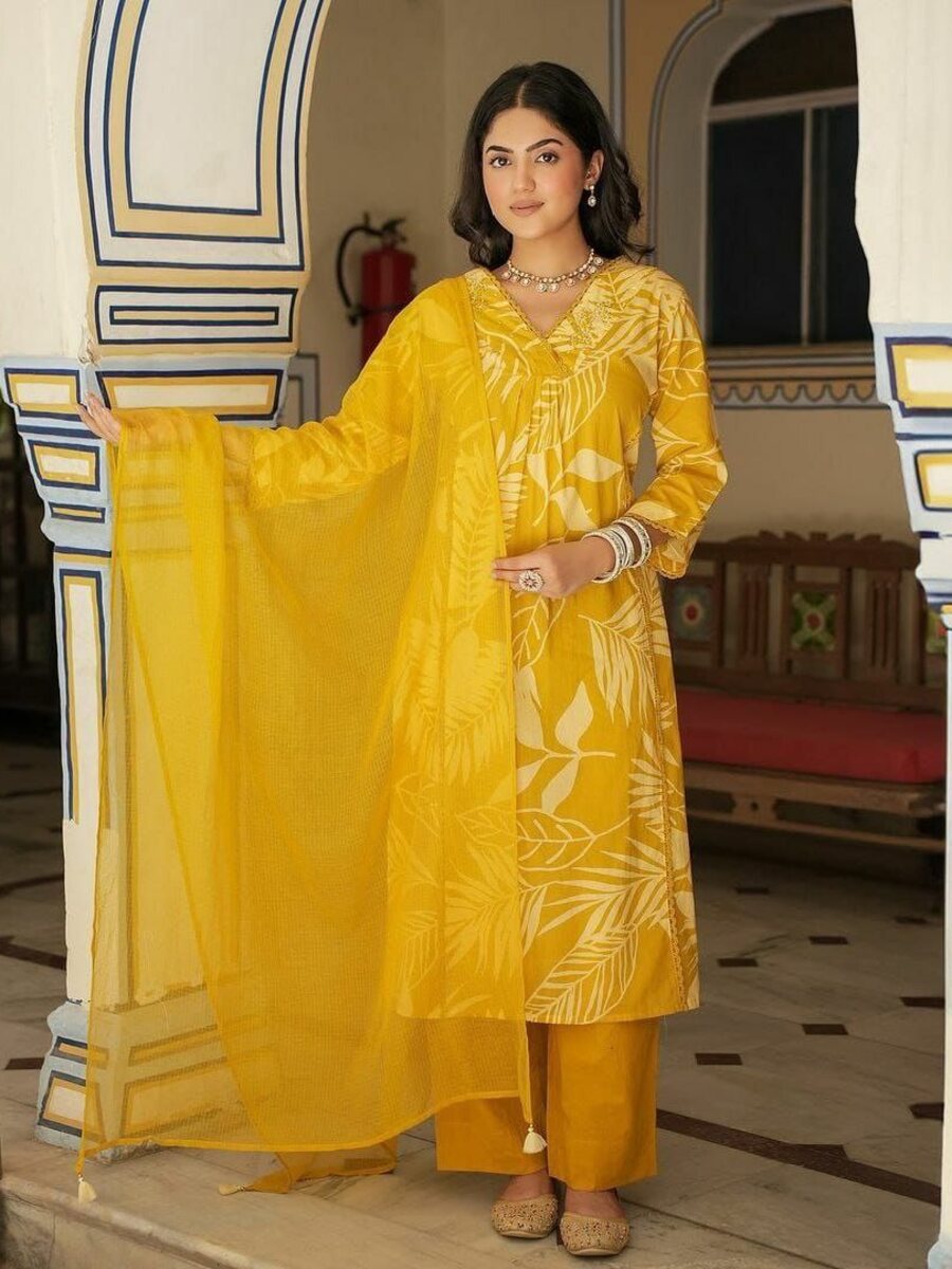 FANCY COTTON MILL PRINT & HANDWORK TOP BOTTOM WITH DUPATTA DAILY WEAR WHOLESALE PRICE ETHNIC GARMENT (15)