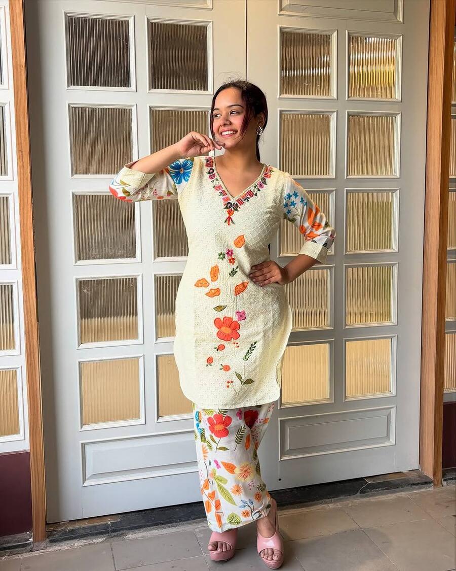 FANCY COTTON SCHIFFLI EMBROIDERY WORK TOP BOTTOM SET OFFICE WEAR WHOLESALE PRICE ETHNIC GARMENT (2)