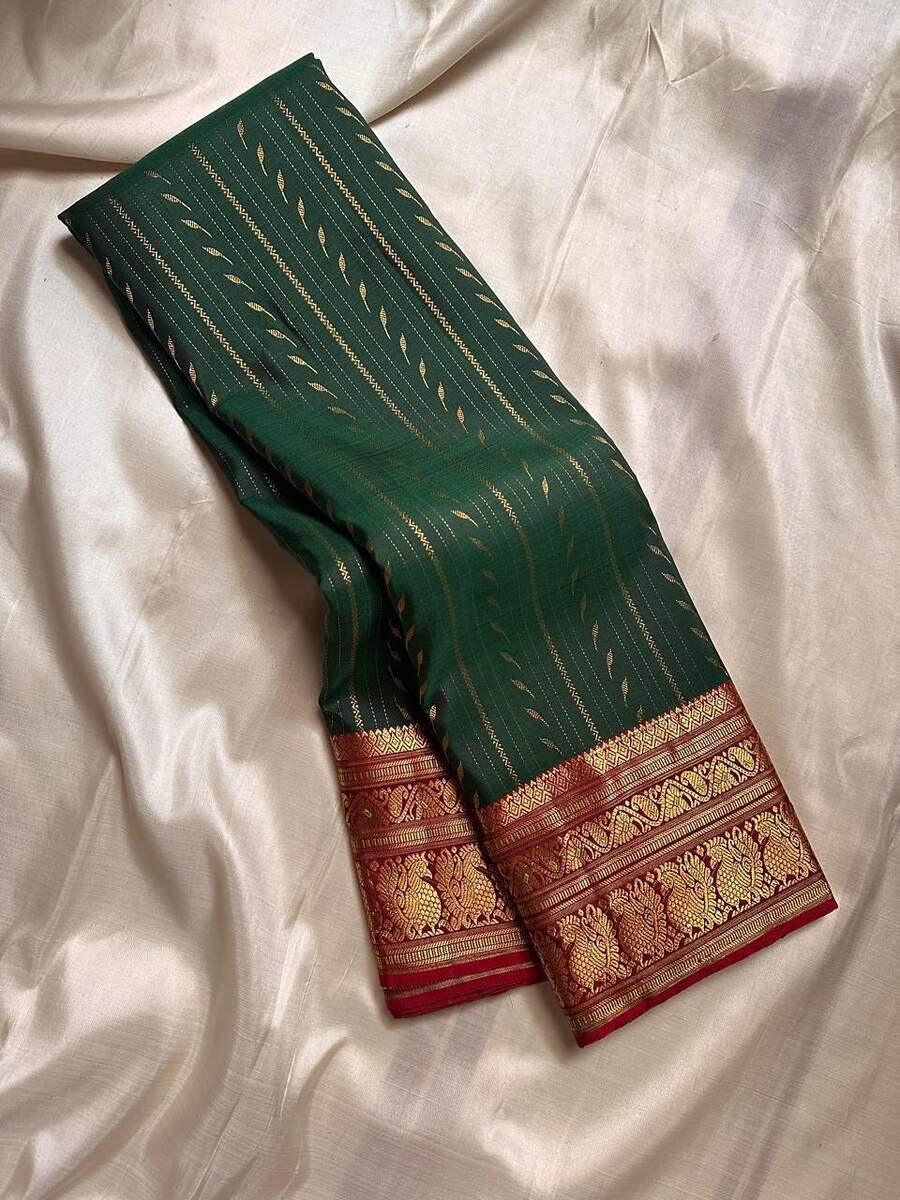 MODERN BANARASI SOFT SILK GOLD ZARI WEAVING WORK SAREE WITH UNSTITCHED BLOUSE FESTIVE WEAR WHOLESALE PRICE ETHNIC GARMENT (1)