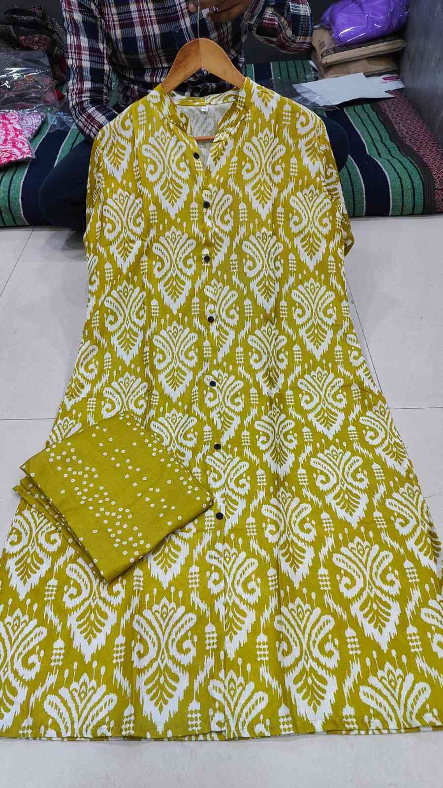 MODERN COTTON PRINTED WORK TOP PENT SET OFFICE WEAR WHOLESALE PRICE ETHNIC GARMENT (5)