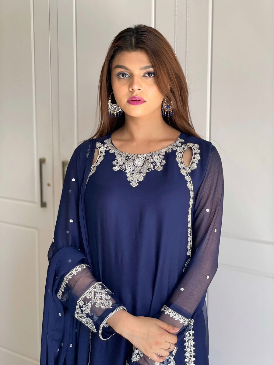 MOODERN GEORGETTE EMBROIDERY SEQUENCE WORK TOP BOTTOM WITH DUPATTA FESTIVE WEAR WHOLESALE PRICE ETHNIC GARMENT (10)