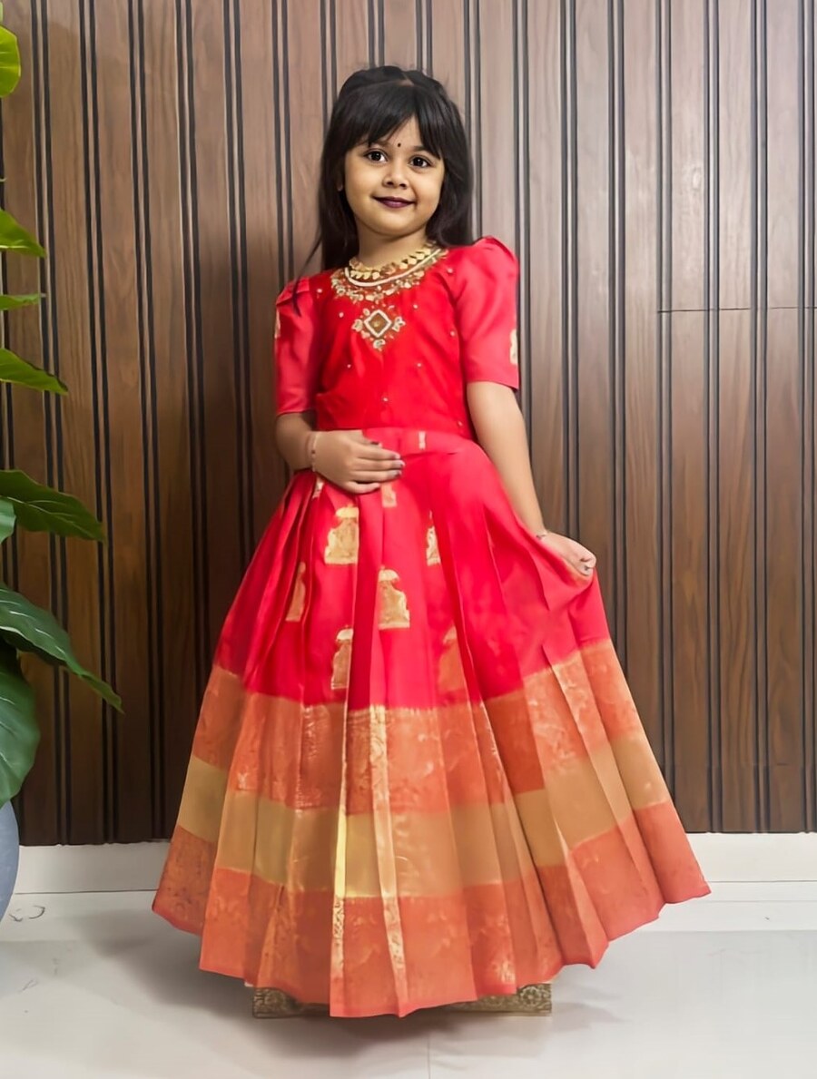 NEW ARRIVAL SILK ZARI WEAVING WORK BORDER AND HAND WORK KID'S GOWN FESTIVE WEAR WHOLESALE PRICE ETHNIC GARMENT (4)
