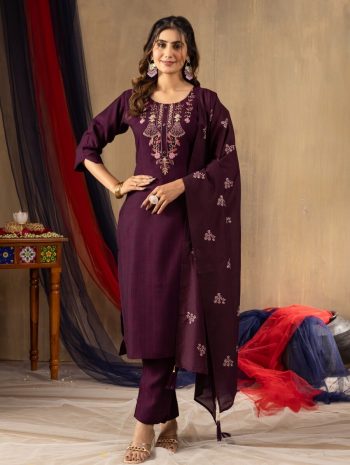 NEW ARRIVAL VISCOSE HAND WORK TOP BOTTOM WITH DUPATTA PURPLE
