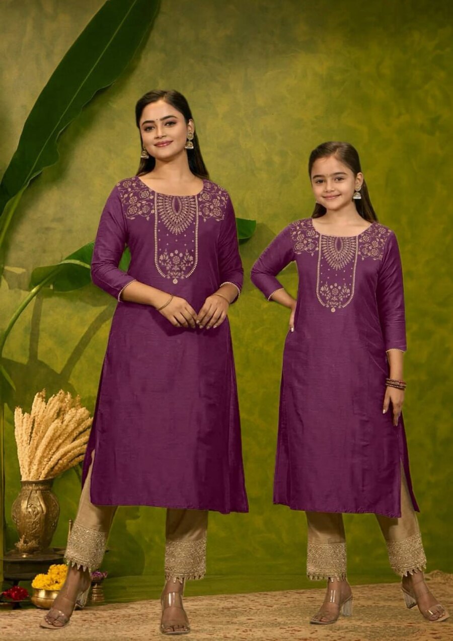 RICH LOOK MAGIC COTTON FOIL PRINT WORK MOTHER DAUGHTER FESTIVE WEAR WHOLESALE PRICE ETHNIC GARMENT (4)