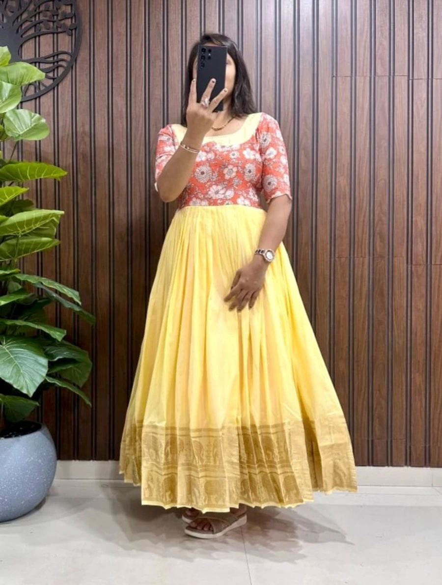 1NEW ARRIVAL SILK ZARI WEAVING BORDER WORK GOWN FESTIVE WEAR WHOLESALE PRICE ETHNIC GARMENT (5)