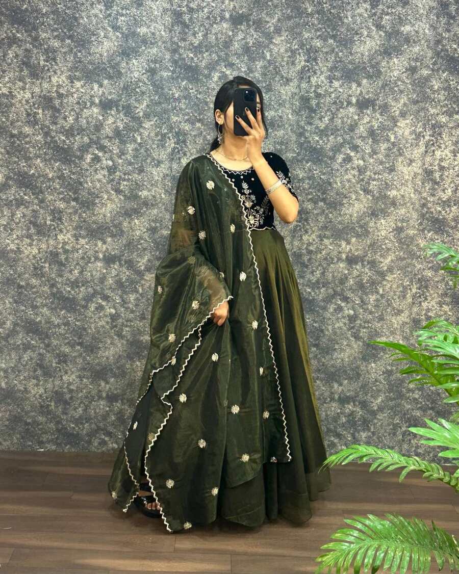 1NEW ARRIVAL VELVET WITH TISSUE NET EMBROIDERY WORK GOWN WITH DUPATTA FESTIVE WEAR WHOLESALE PRICE ETHNIC GARMENT (11)