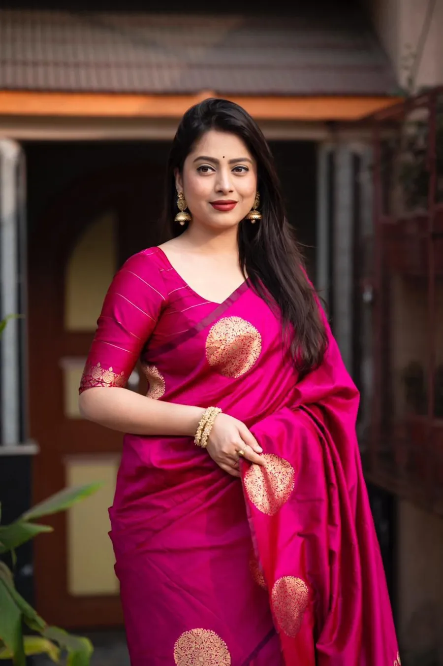 3DESIGNER LICHI SILK JACQUARD WORK SAREE WITH UNSTITCHED BLOUSE FESTIVE WEAR WHOLESALE PRICE ETHNIC GARMENT (5)