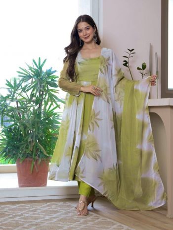 ATTRACTIVE ORGANZA FLORAL PRINT WORK ANARKALI GOWN BOTTOM WITH DUPATTA GREEN