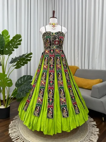 DESIGNER BANGLORI THREAD WITH SEQUNCE WITH CODING DORI WORK TOP WITH LEHENGA PARROT GREEN