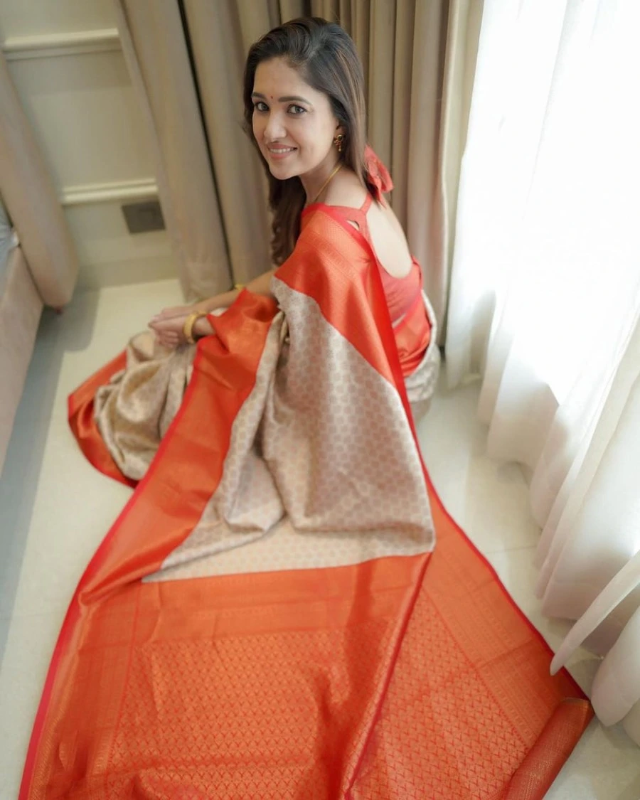 DESIGNER LICHI SILK JACQUARD WORK SAREE WITH UNSTITCHED BLOUSE DAILY WEAR WHOLESALE PRICE ETHNIC GARMENT (2)