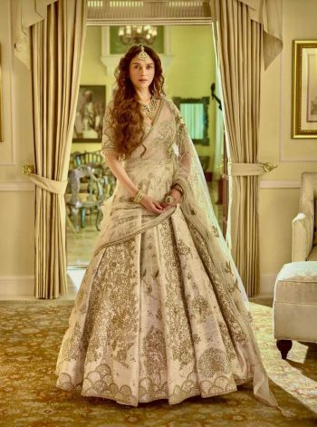 DESIGNER SLUB SILK SEQUENCE DORI & ZARI WORK LEHENGA CHOLI WITH DUPATTA CREAM