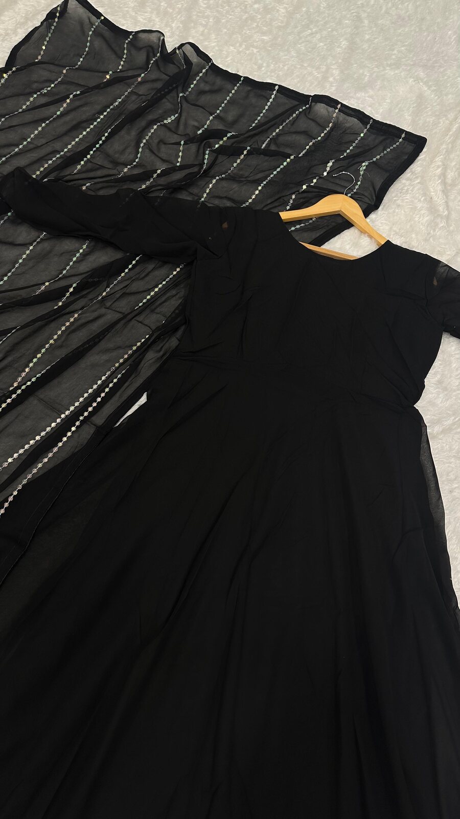 FANCY GEORGETTE PLAIN ANARKALI WITH SEQUENCE WORK DUPATTA FESTIVE WEAR WHOLESALE PRICE ETHNIC GARMENT (4)