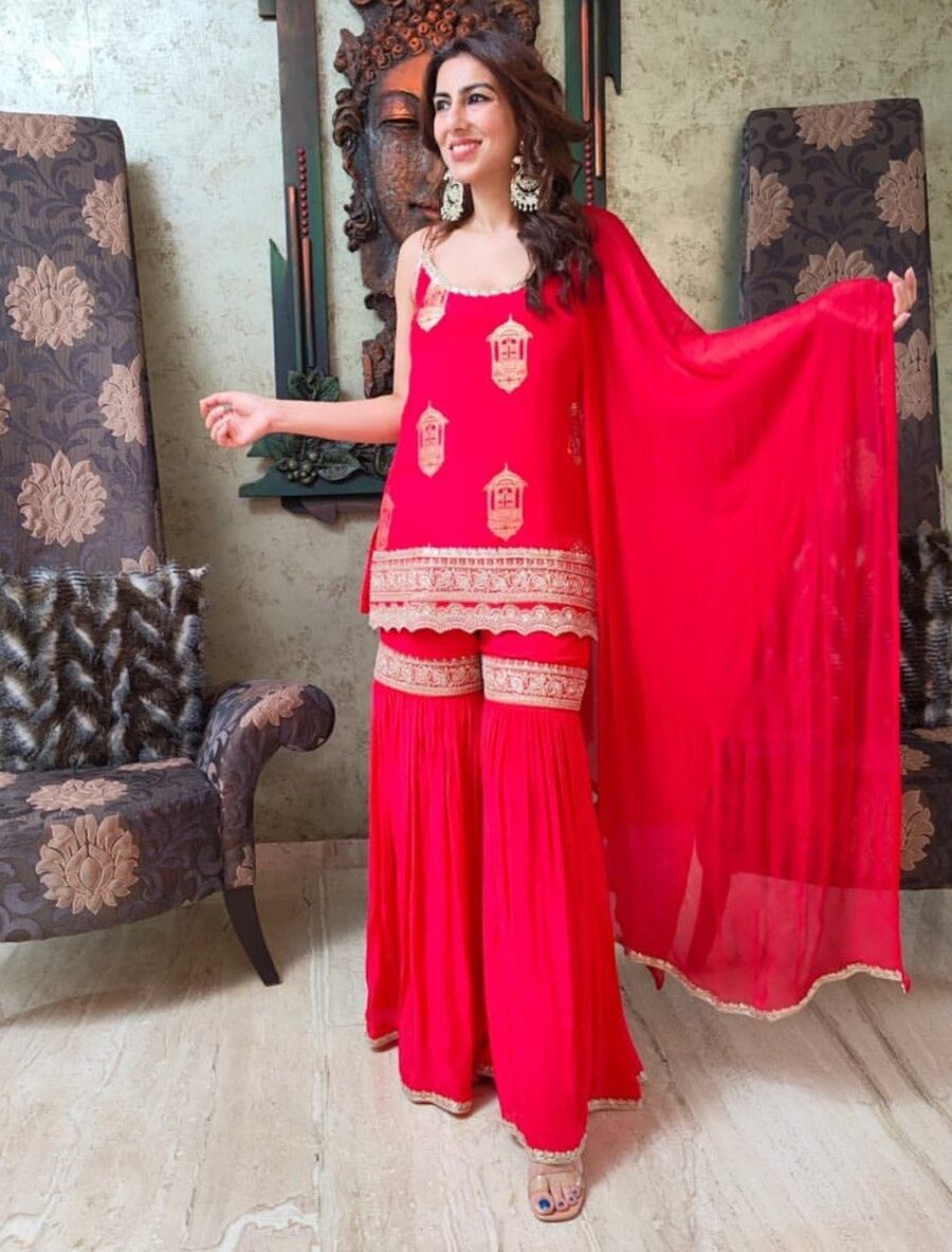 MODERN GEORGETTE THREAD AND SEQUENCE WORK TOP SHARARA WITH DUPATTA PARTY WEAR WHOLESALE PRICE ETHNIC GARMENT (3)