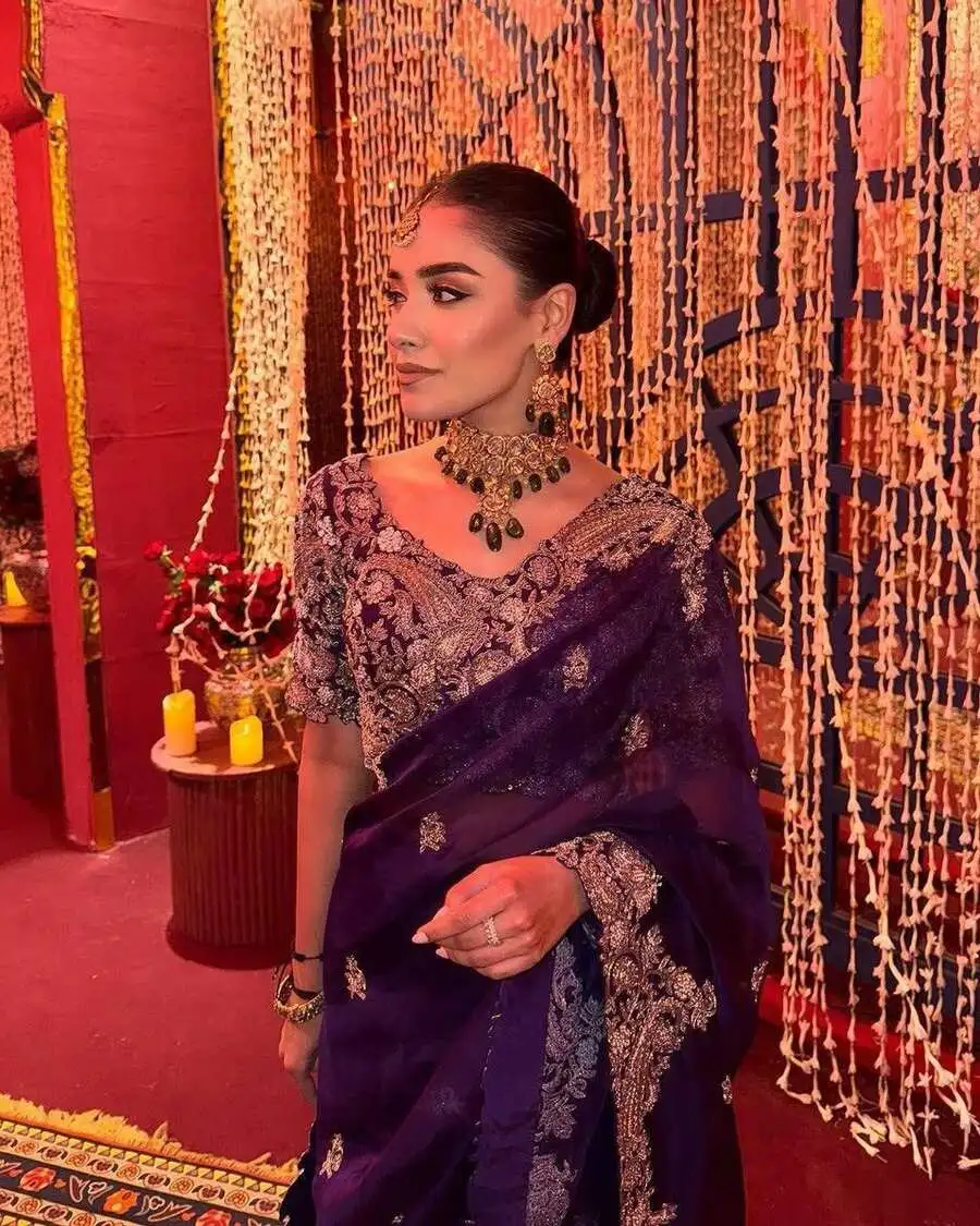 MODERN RANGOLI SILK EMBROIDERY SEQUENCE AND CODING WORK WITH CUT BORDER WORK SAREE WITH STITCHED BLOUSE WEDDING WEAR WHOLESALE PRICE ETHNIC GARMENT (7)