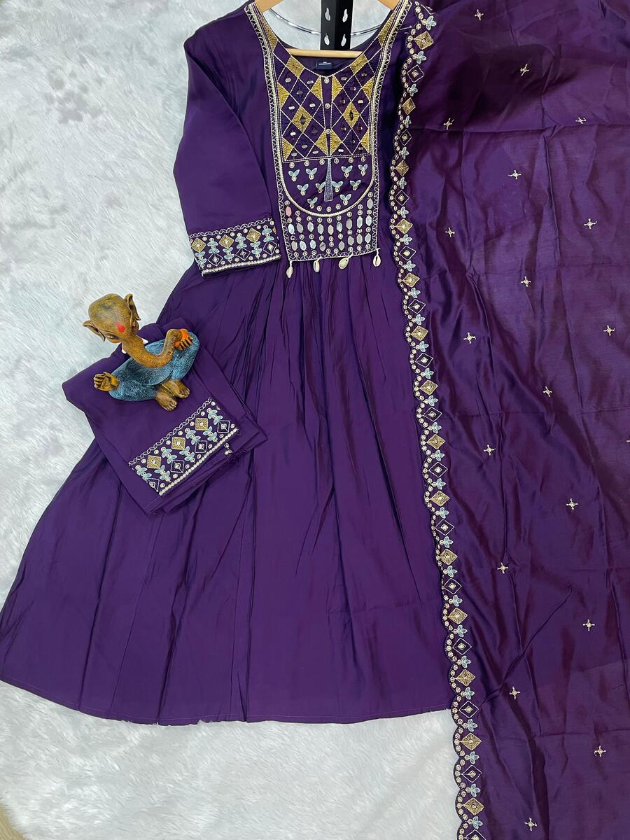 MODERN ROMAN SILK MULTI EMBROIDERY THREAD WITH REAL MIRROR HAND WORK TOP BOTTO WITH DUPATTA FESTIVE WEAR WHOLESALE PRICE ETHNIC GARMENT (8)