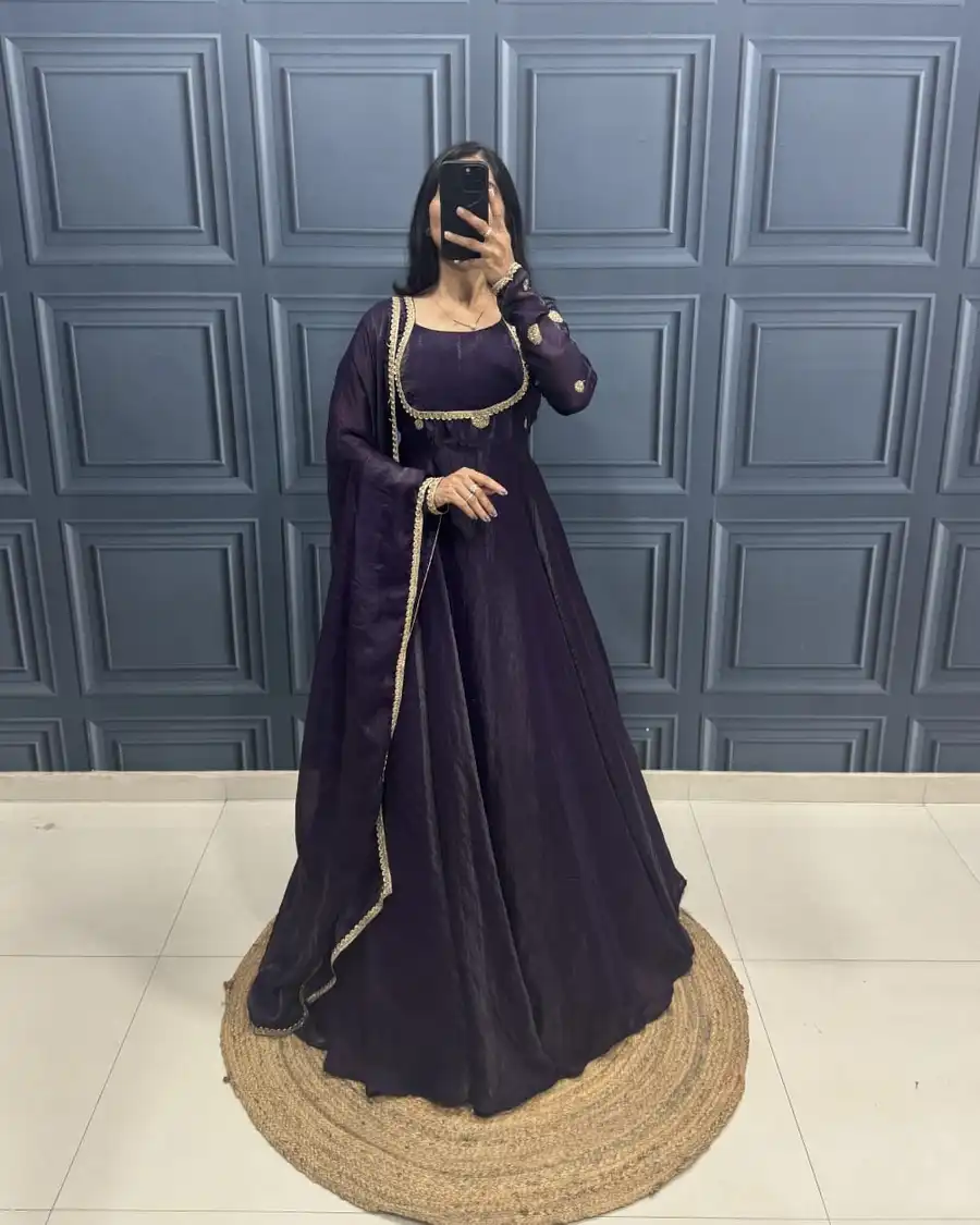 RICH LOOK FENDY SILK EMBROIDERY BEADS WORK GOWN WITH DUPATTA FESTIVE WEAR WHOLESALE PRICE ETHNIC GARMENT (3)