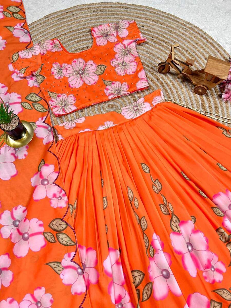 RICH LOOK MUSLIN COTTON SILK POSITION WORK & HAND WORK LEHENGA CHOLI WITH DUPATTA FESTIVE WEAR WHOLESALE PRICE ETHNIC GARMENT (9)