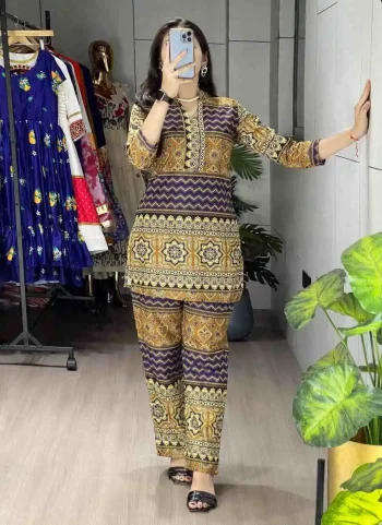 NEW ARRIVAL RAYON PRINTED CO-ORD SET MUSTARD