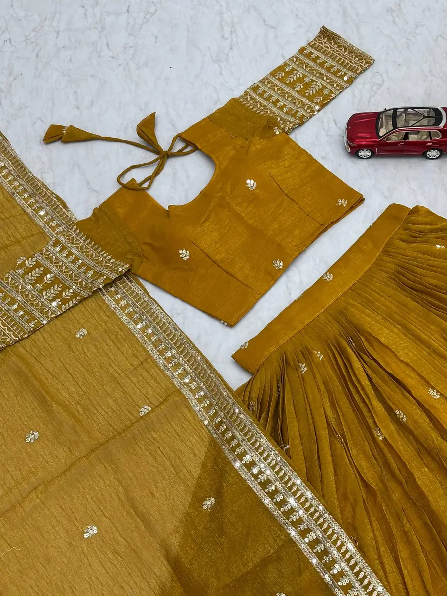 DESIGNER GOLD CRUSH EMBROIDERY THREAD AND SEQUENCE WORK LEHENGA CHOLI WITH DUPATTA WEDDING WEAR WHOLESALE PRICE ETHNIC GARMENT (3)