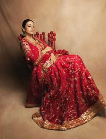 DESIGNER TAFFETA SILK SEQUENCE & ZARI EMBROIDERY WORK TOP LEHENGA WITH DUPATTA RED