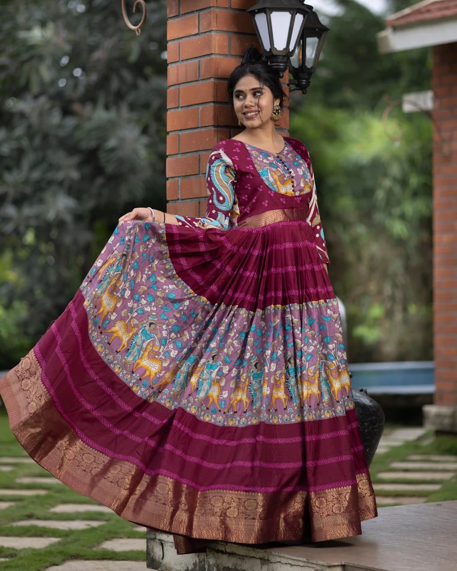 NEW ARRIVAL SILK KALAMKARI PRINT WITH WEAVING ZARI BORDER WORK GOWN FESTIVE WEAR WHOLESALE PRICE ETHNIC GARMENT (11)