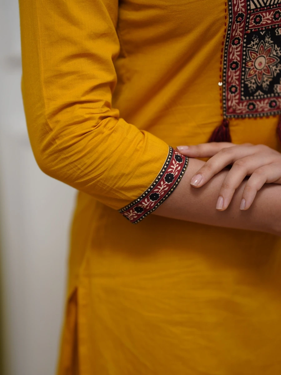 15NEW ARRIVAL RAYON SLUB HAND WORK TOP BOTTOM WITH DUPATTA DAILY WEAR WHOLESALE PRICE ETHNIC GARMENT (10)