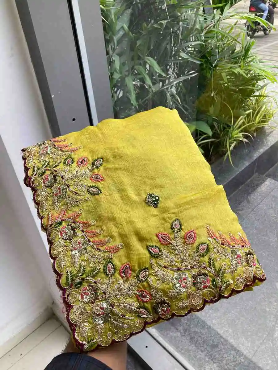 3ATTRACTIVE CHIFFON EMBROIDERY CUTWORK WORK ARCO BORDER WORK SAREE WITH UNSTITCHED BLOUSE WEDDING WEAR WHOLESALE PRICE ETHNIC GARMENT (13)