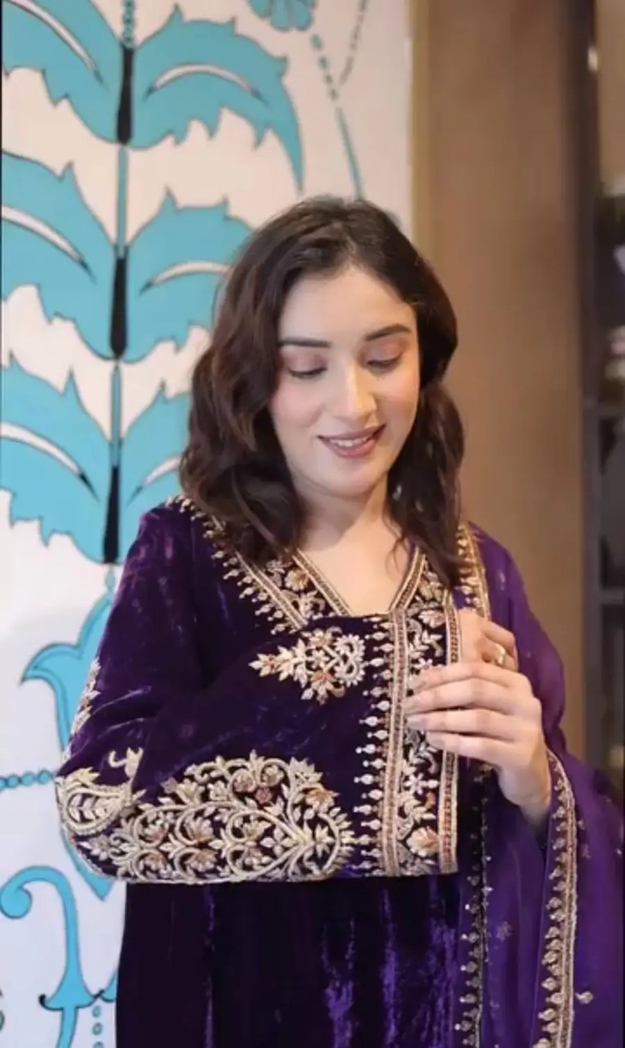 ATTRACTIVE VELVET EMBROIDERY WORK TOP BOTTOM WITH DUPATTA FESTIVE WEAR WHOLESALE PRICE ETHNIC GARMENT (4)