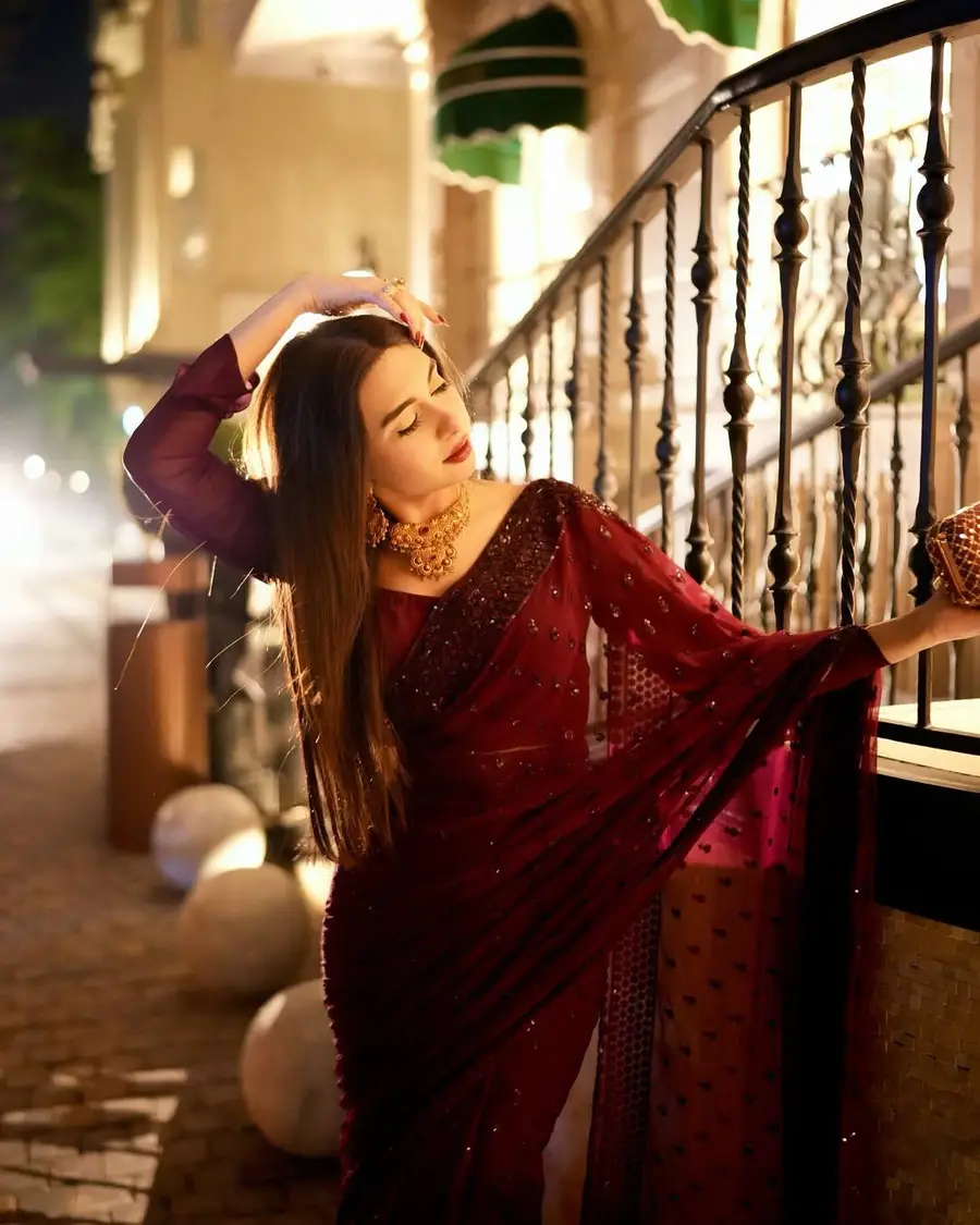 DESIGNER GEOEGETTE SEQUENCE WORK SAREE WITH UNSTITCHED BLOUSE PARTY WEAR WHOLESALE PRICE ETHNIC GARMENT (6)