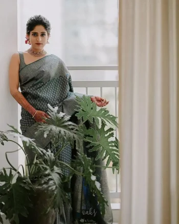 DESIGNER LICHI SILK GOLDEN ZARI WEAVING WORK SAREE WITH UNSTITCHED BLOUSE GREEN