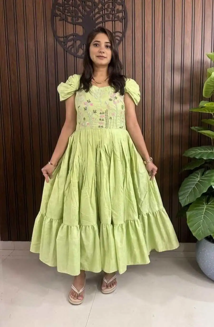 DESIGNER MUL COTTON HAND WORK ONE PIECE PARTY WEAR WHOLESALE PRICE ETHNIC GARMENT (3)